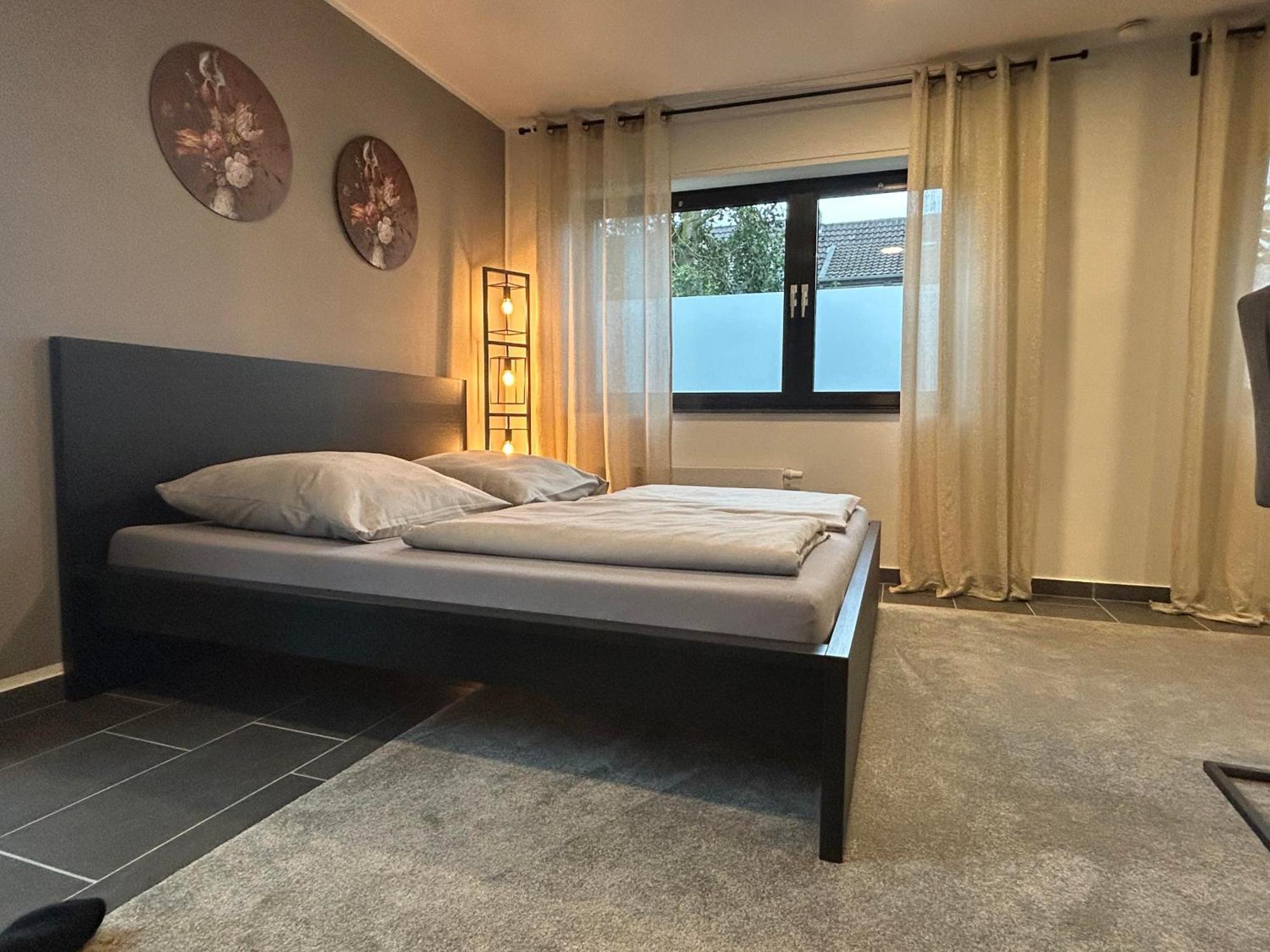 Cosy Bungalow-Apartment In Ruhiger Toplage - Naehe Duesseldorf Krefeld Eksteriør billede